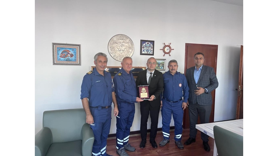 İTÜ Denizcilik Fakültesi Dekanı Özcan ASLAN'a Dernek Onursal Üyeliği Takdim Edildi